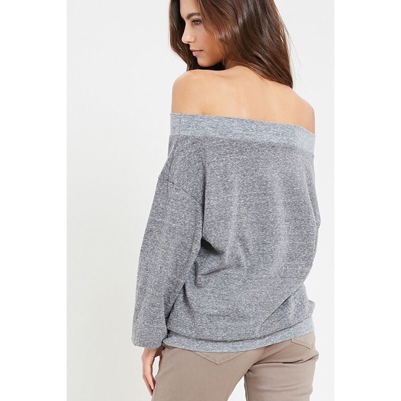 BOUTIQUE CLOSING MAKE AN OFFER - Picture 4 of 6